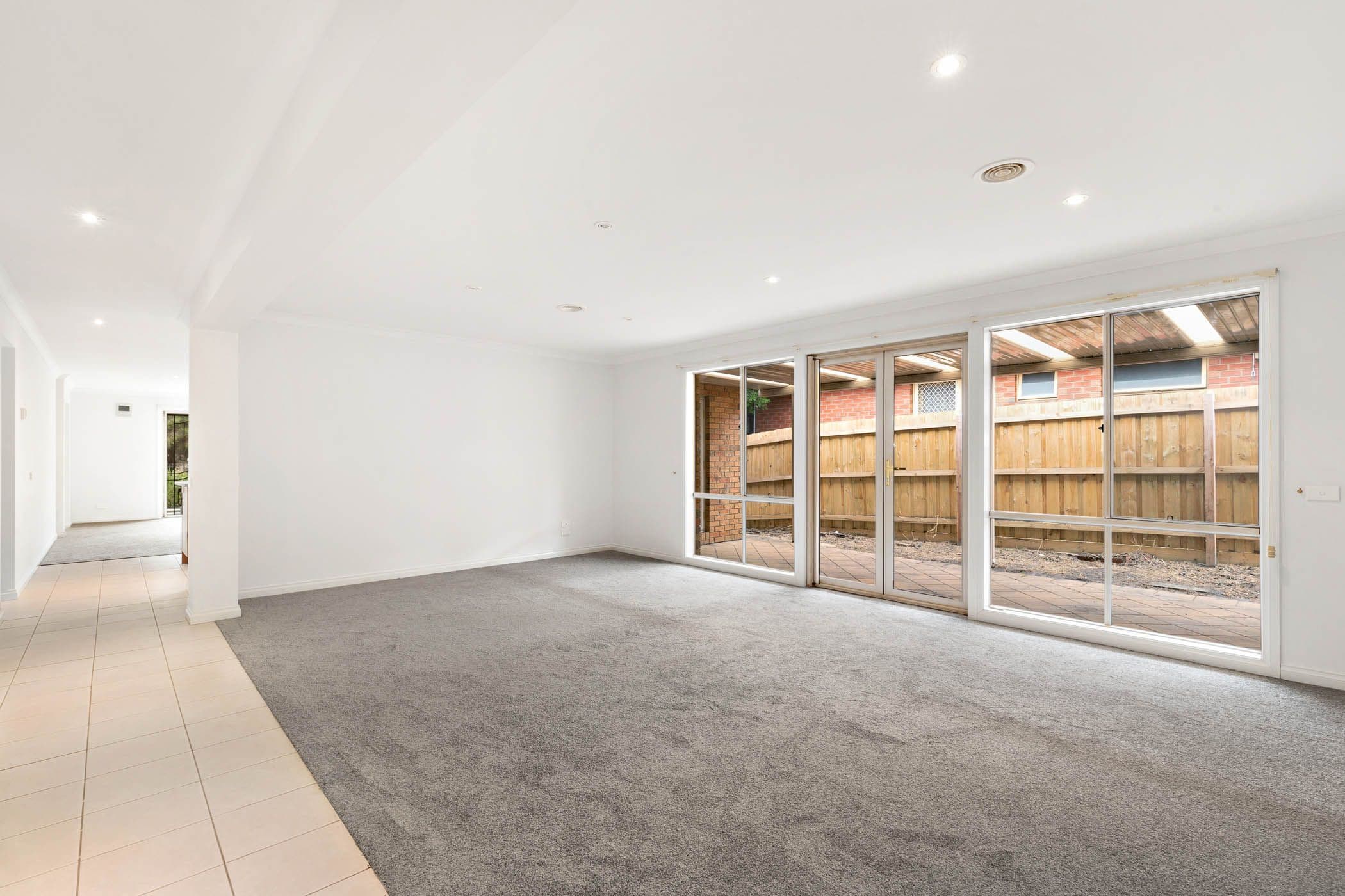 18 Oakwood Drive, Carrum Downs VIC 3201, Carrum Downs - Thumbnail 3
