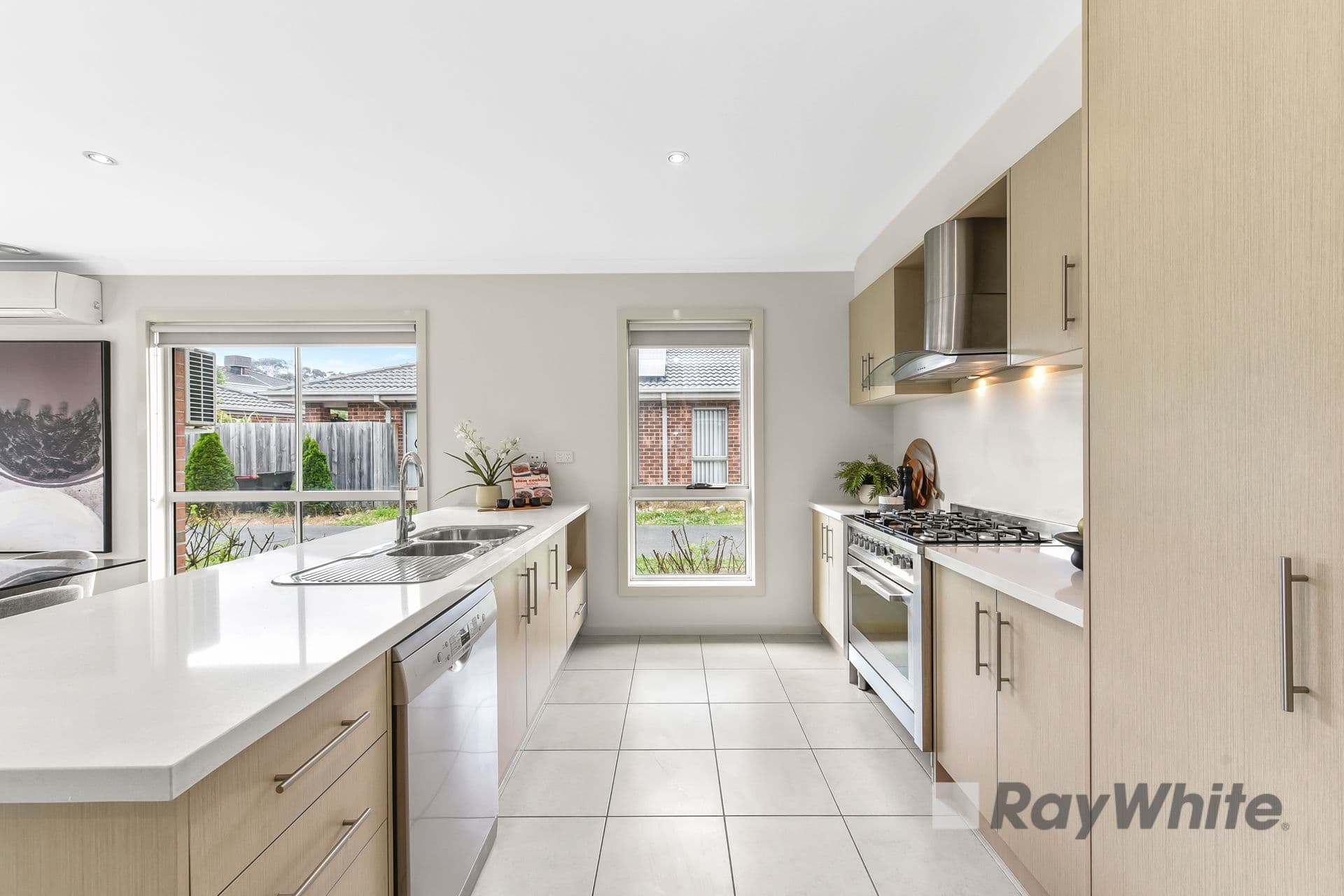 25 Kyla Avenue, Dandenong VIC 3175, Dandenong - Thumbnail 5
