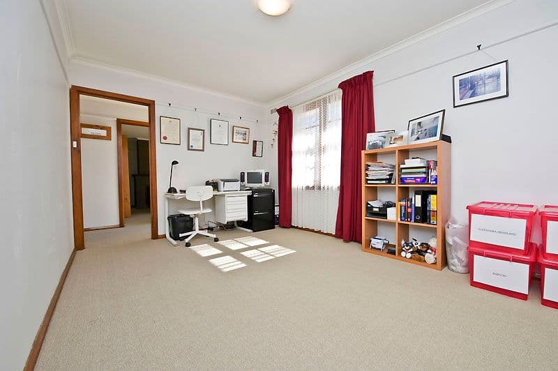 5 Turner Place, YARRALUMLA ACT 2600, Yarralumla - Thumbnail 6