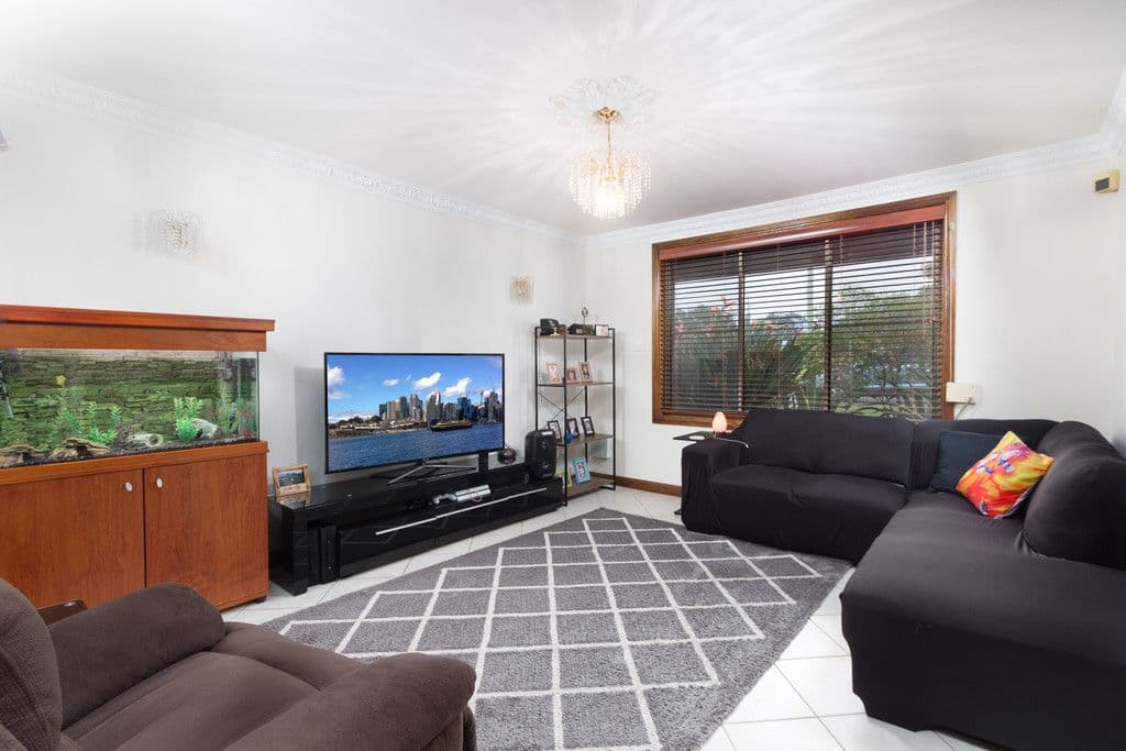 4 Hobart Street, Riverstone NSW 2765, Riverstone - Thumbnail 2
