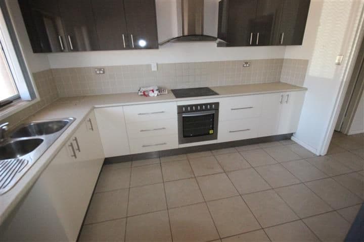 34 Somerset Crescent, South Hedland WA 6722, South Hedland - Thumbnail 2