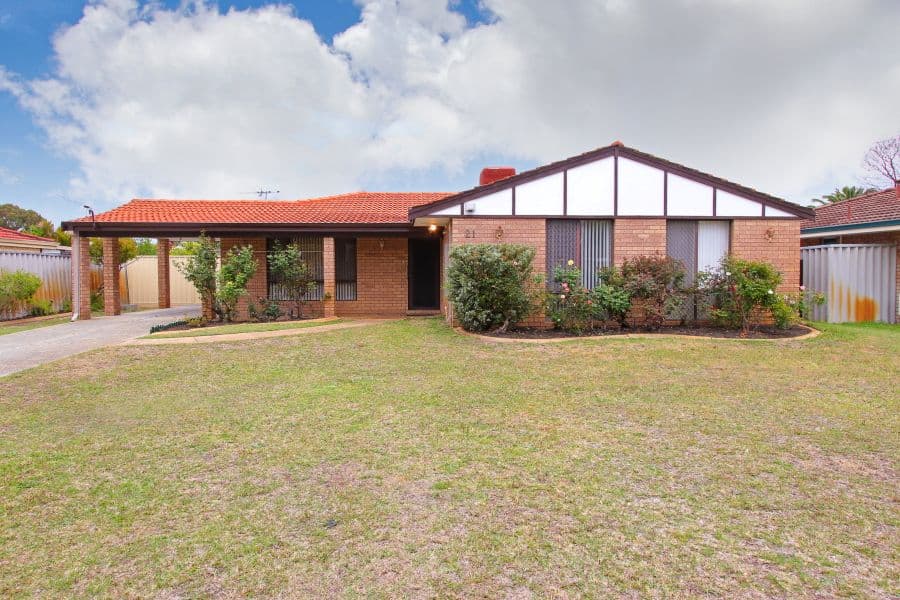 21 Yenisey Crescent, Beechboro WA 6063, Beechboro - Thumbnail 3