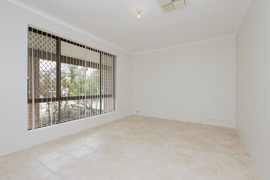 21 Yenisey Crescent, Beechboro WA 6063, Beechboro - Thumbnail 5