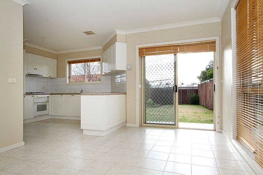 2 Mimosa Road, MILL PARK VIC 3082, Mill Park - Thumbnail 4