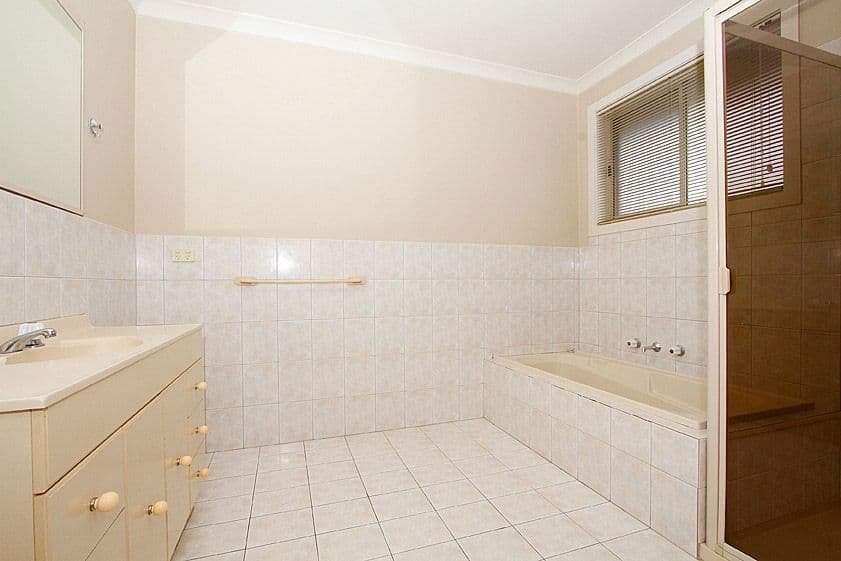 2 Mimosa Road, MILL PARK VIC 3082, Mill Park - Thumbnail 6