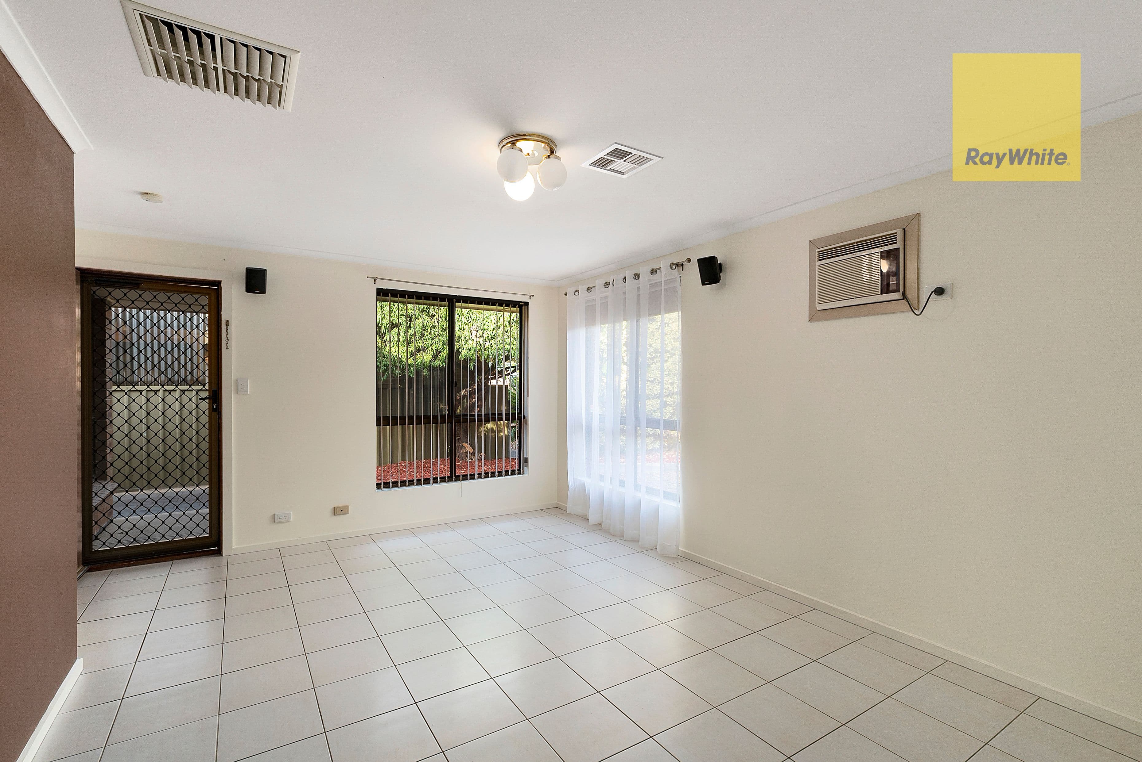 50 Bordeaux Drive, Woodcroft SA 5162, Woodcroft - Thumbnail 3