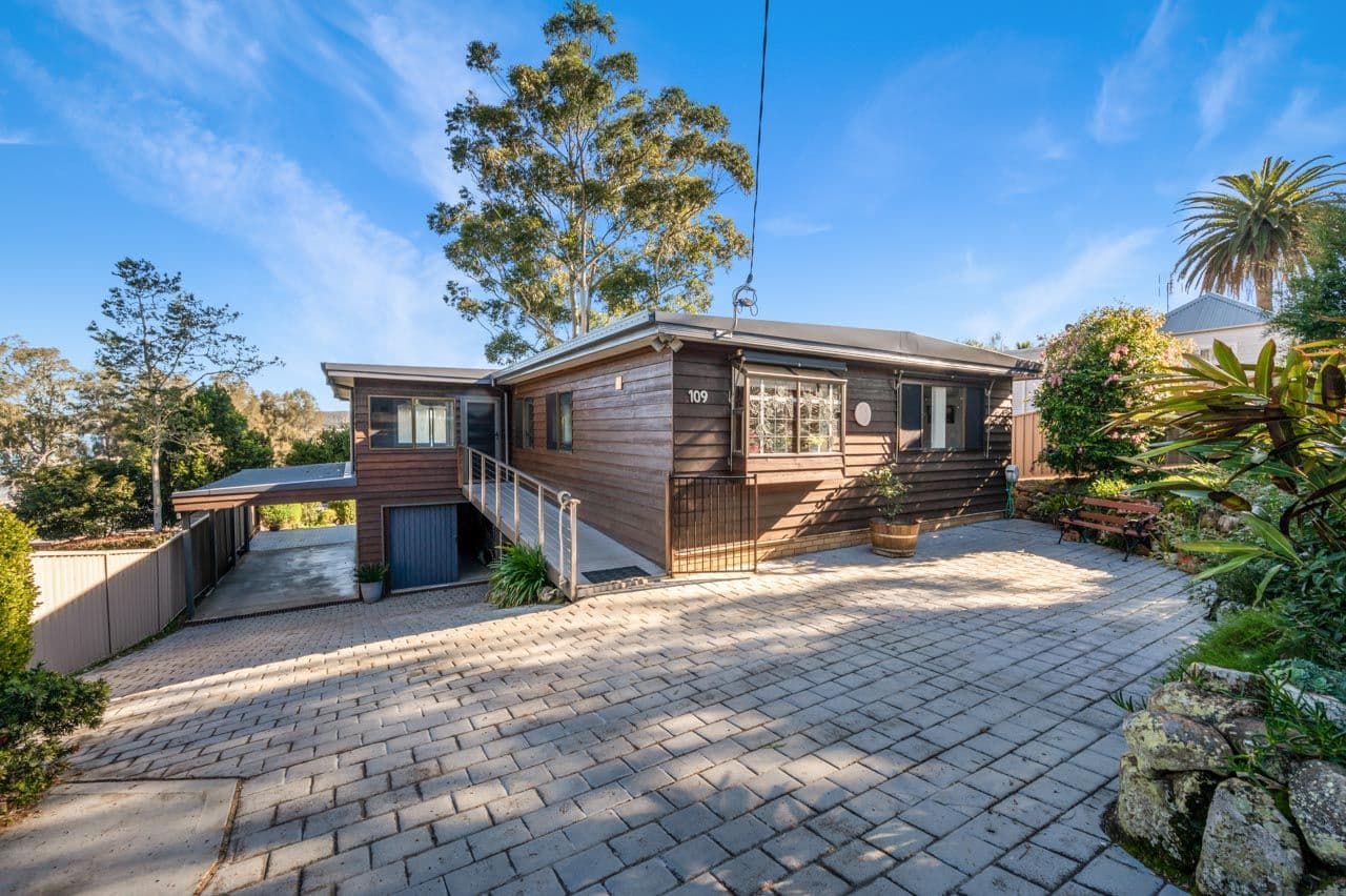 109 Bay Road, Bolton Point NSW 2283, Bolton Point - Thumbnail 2