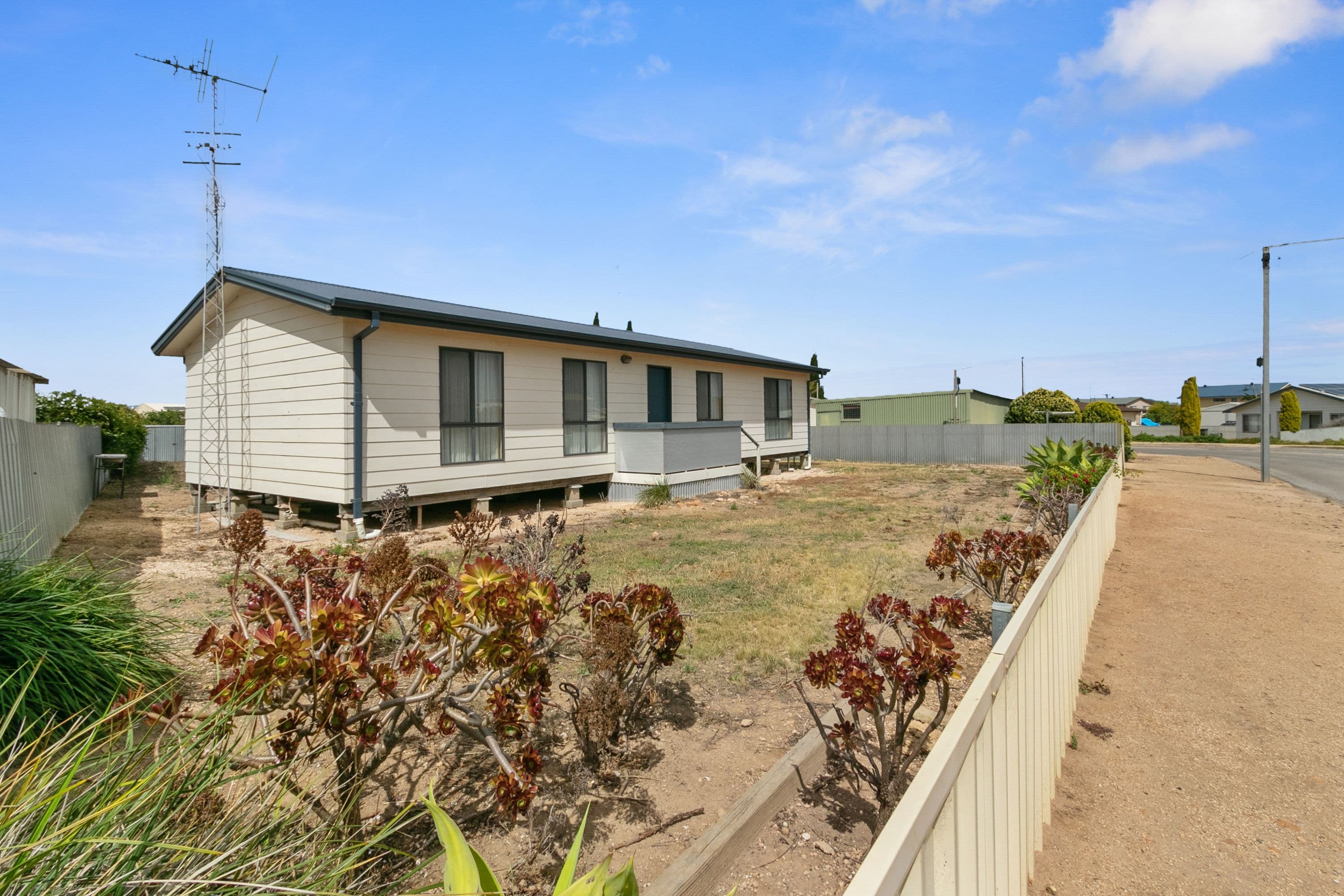 2 Casper Crescent, Port Victoria SA 5573, Port Victoria - Thumbnail 2