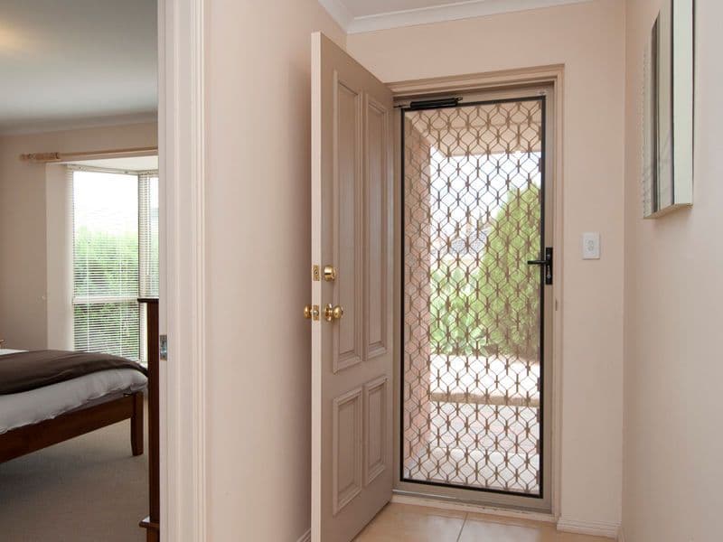 22 Holdfast Drive, SHEIDOW PARK SA 5158, Sheidow Park - Thumbnail 2