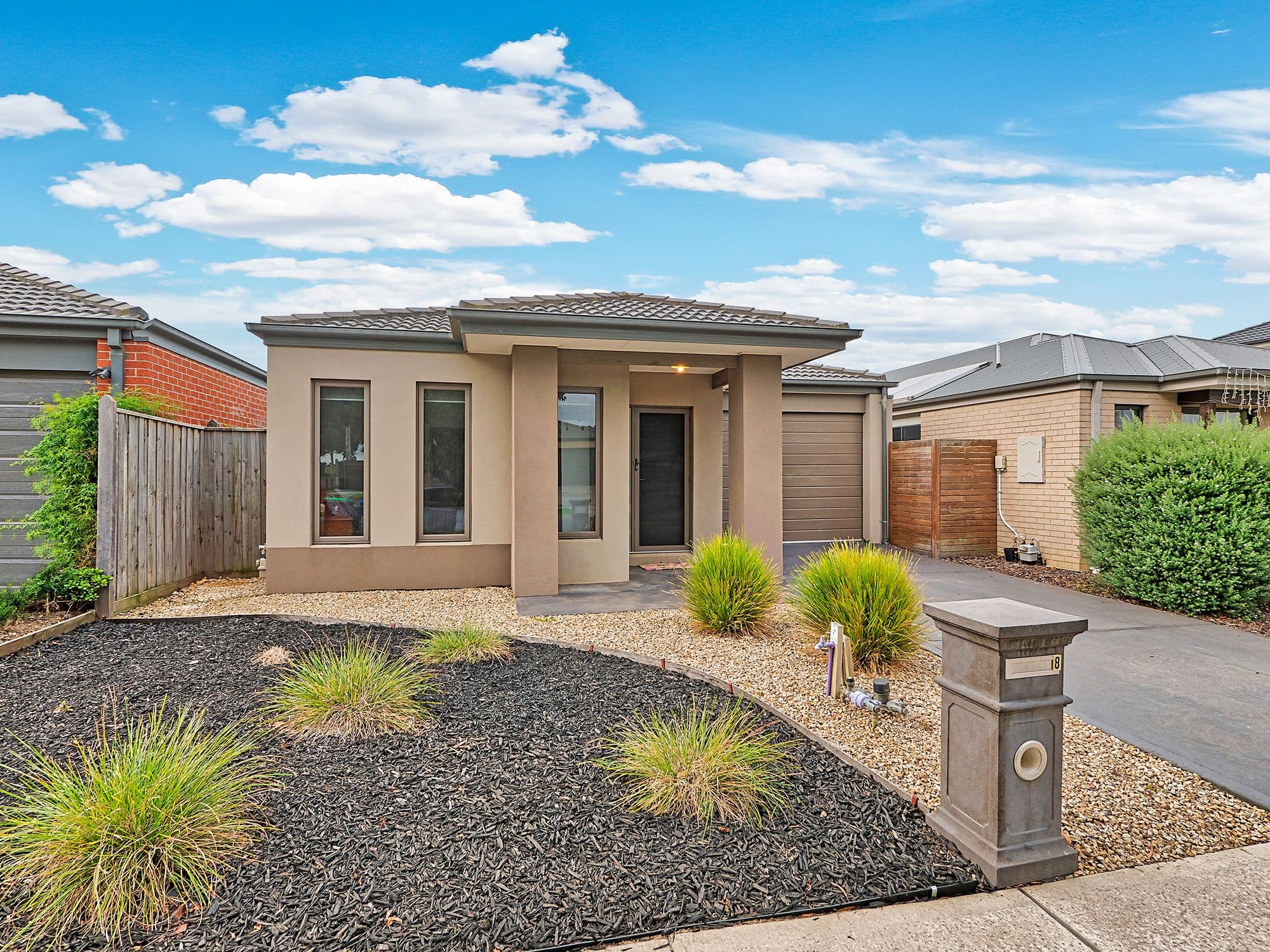 8 Teviot Street, Clyde VIC 3978, Clyde - Thumbnail 2