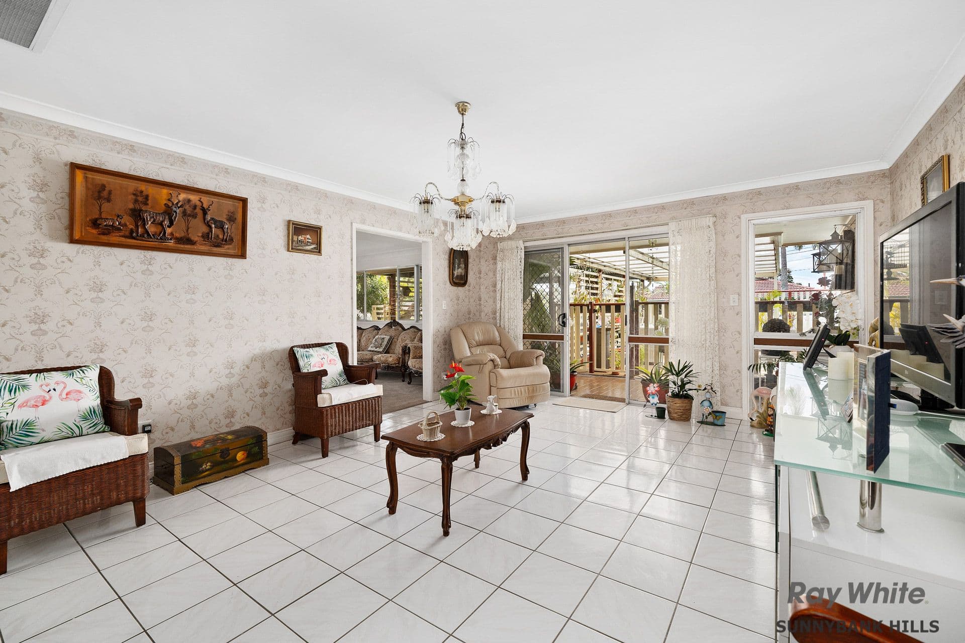 1 Clori Street, Sunnybank Hills QLD 4109, Sunnybank Hills - Thumbnail 2
