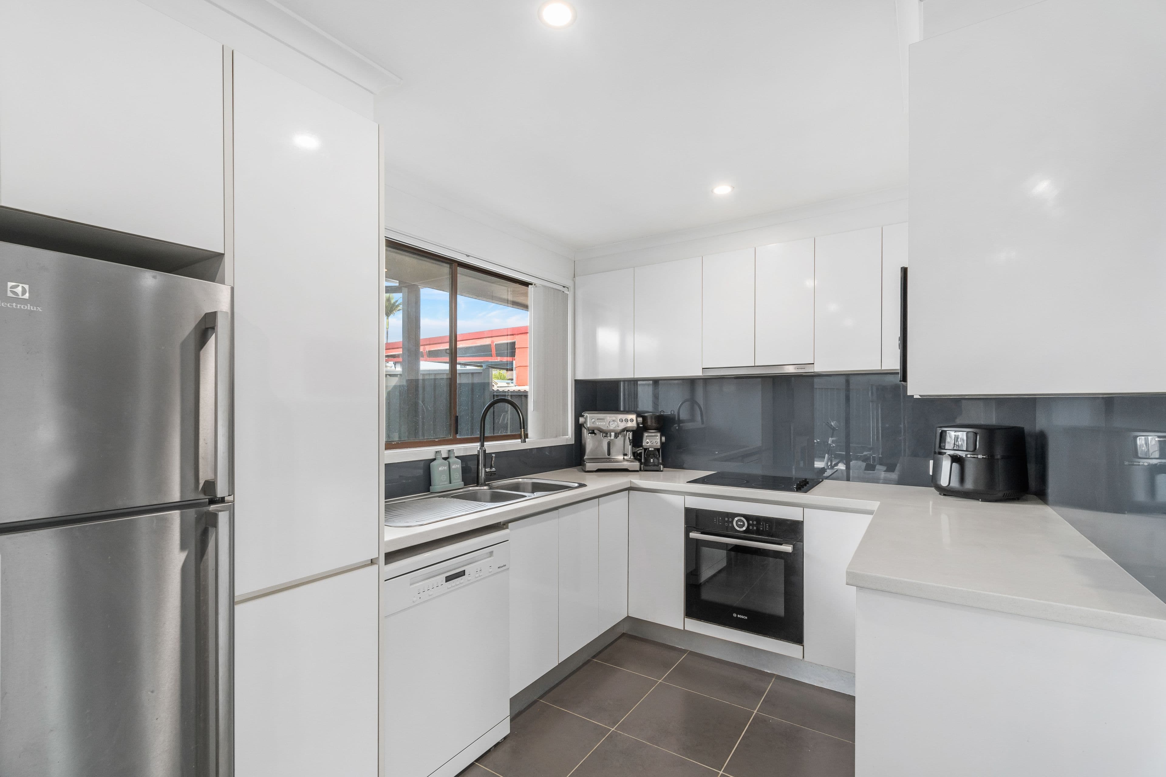 15 Parkdale Avenue, Horsley NSW 2530, Horsley - Thumbnail 5