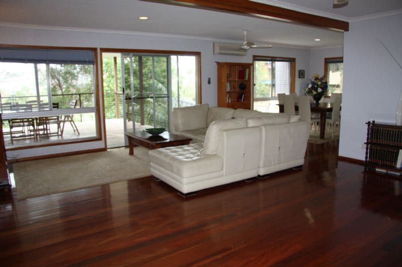 994 South Pine Road, EVERTON HILLS QLD 4053, Everton Hills - Thumbnail 2