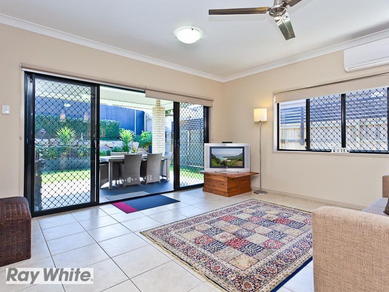 7 Rawlins Crescent, NORTH LAKES QLD 4509, North Lakes - Thumbnail 4