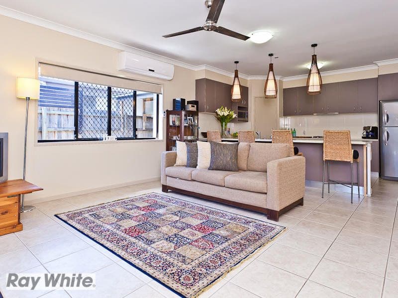 7 Rawlins Crescent, NORTH LAKES QLD 4509, North Lakes - Thumbnail 5