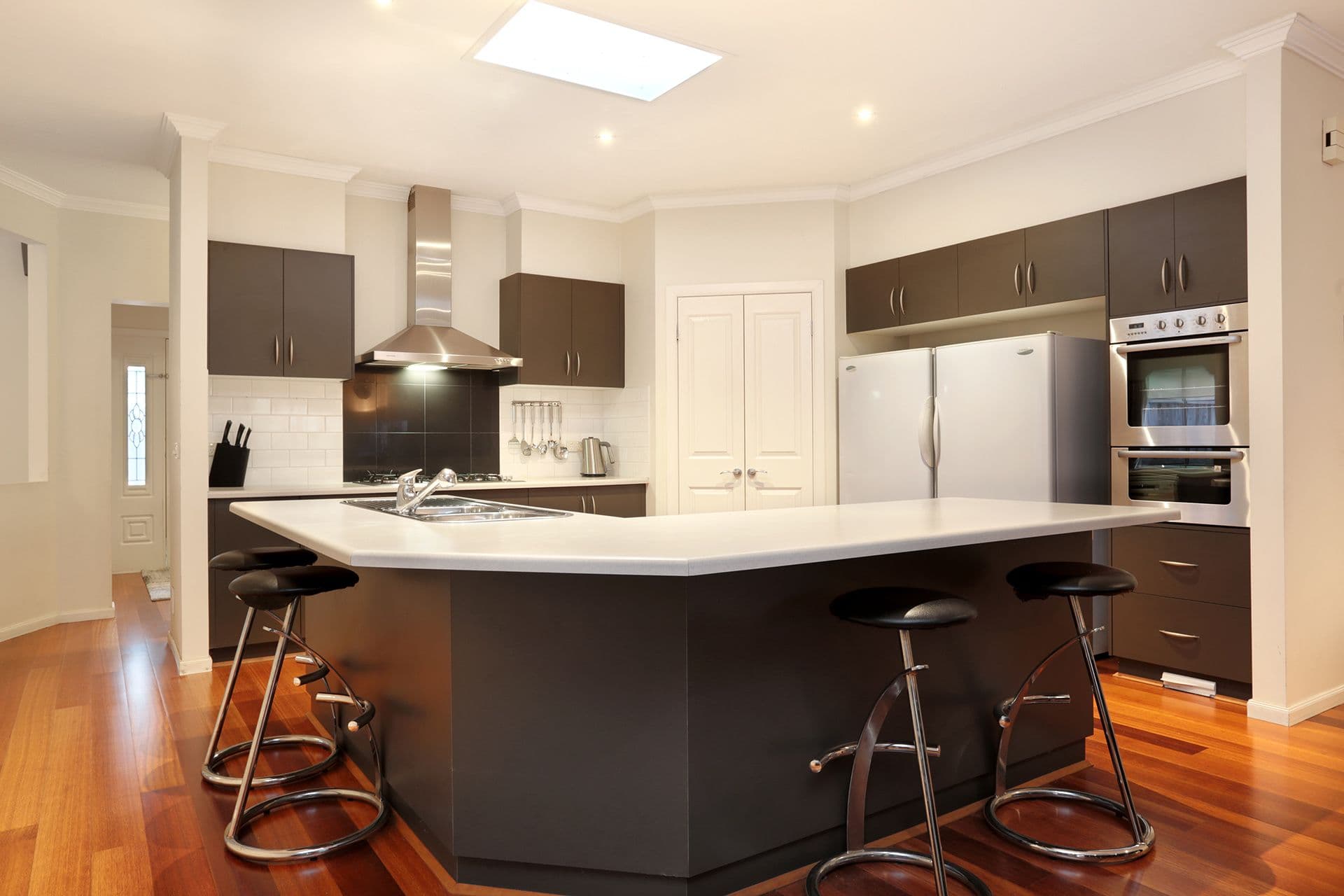 7 Violet Way, Point Cook VIC 3030, Point Cook - Thumbnail 4