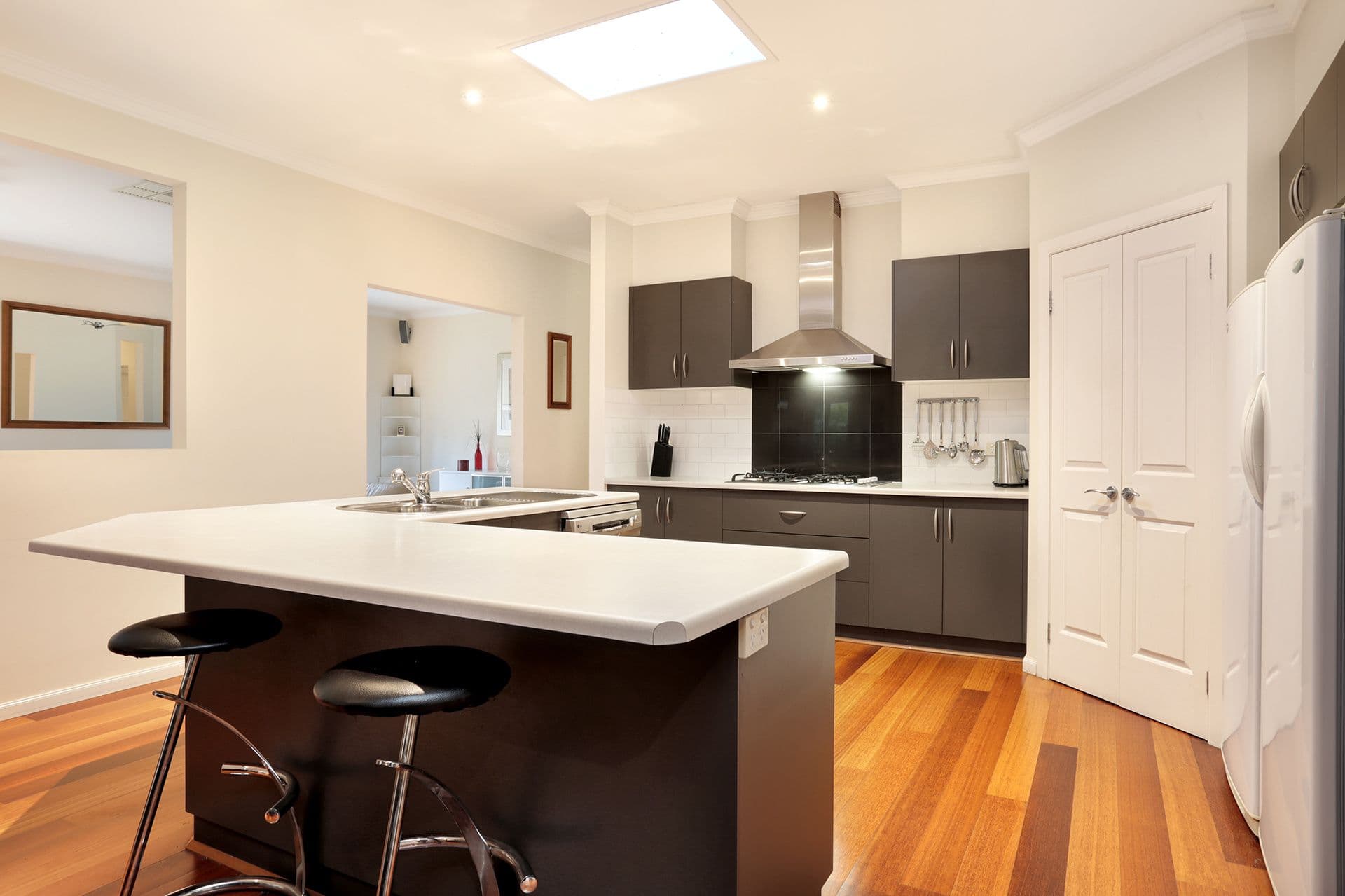 7 Violet Way, Point Cook VIC 3030, Point Cook - Thumbnail 5