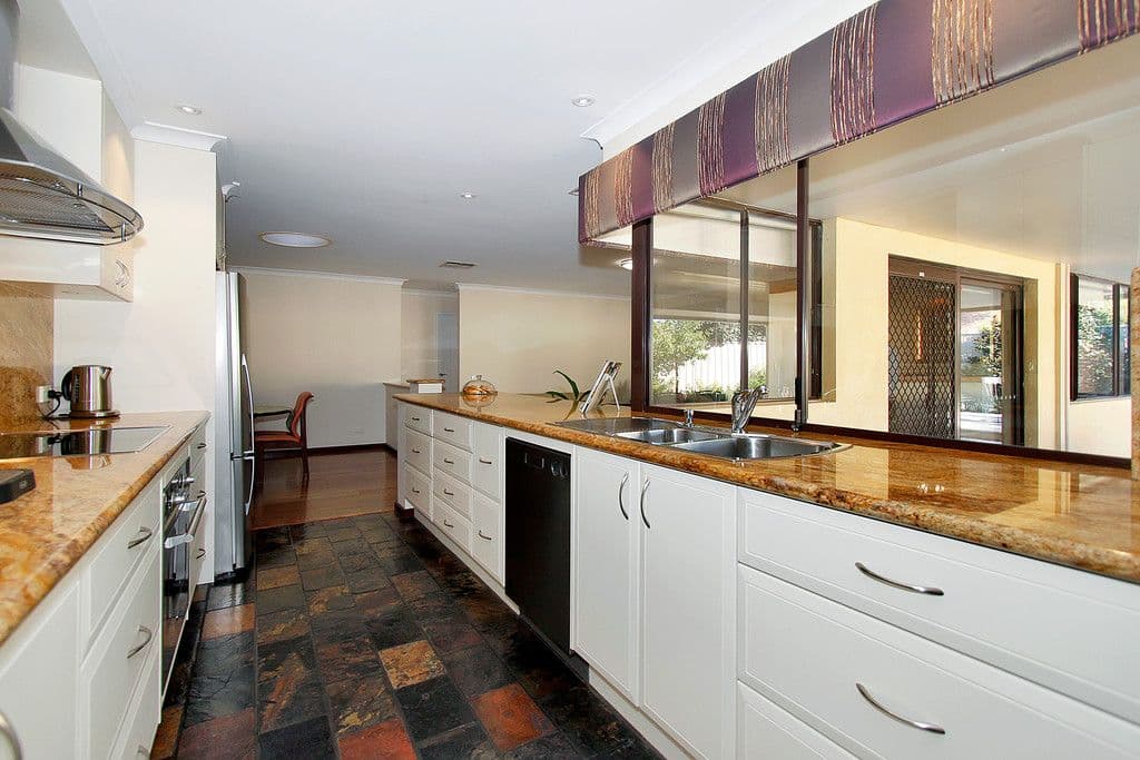 9 Earnshaw Loop, Leeming WA 6149, Leeming - Thumbnail 4