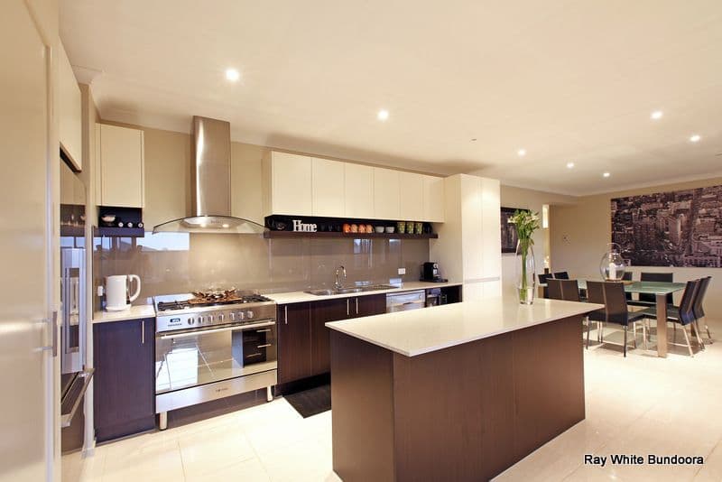 31 Bloomfield Drive, SOUTH MORANG VIC 3752, South Morang - Thumbnail 3