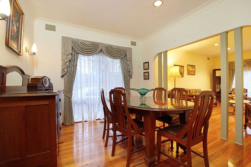 2 Yvonne Close, MILL PARK VIC 3082, Mill Park - Thumbnail 6