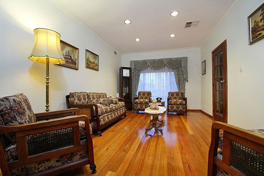 2 Yvonne Close, MILL PARK VIC 3082, Mill Park - Thumbnail 7
