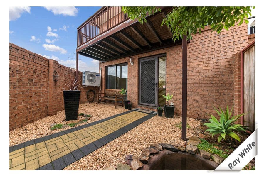 16 Hakea Street, QUEANBEYAN NSW 2620, Queanbeyan - Thumbnail 3