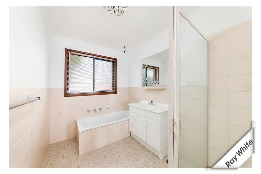 16 Hakea Street, QUEANBEYAN NSW 2620, Queanbeyan - Thumbnail 7