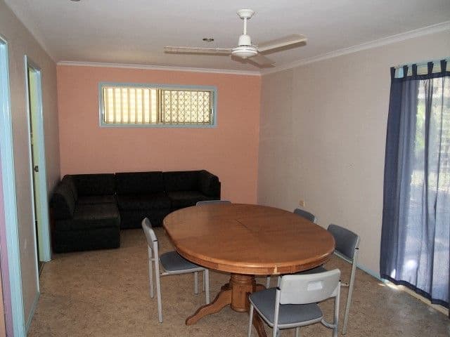 193 Pulgul Street, URANGAN QLD 4655, Urangan - Thumbnail 5