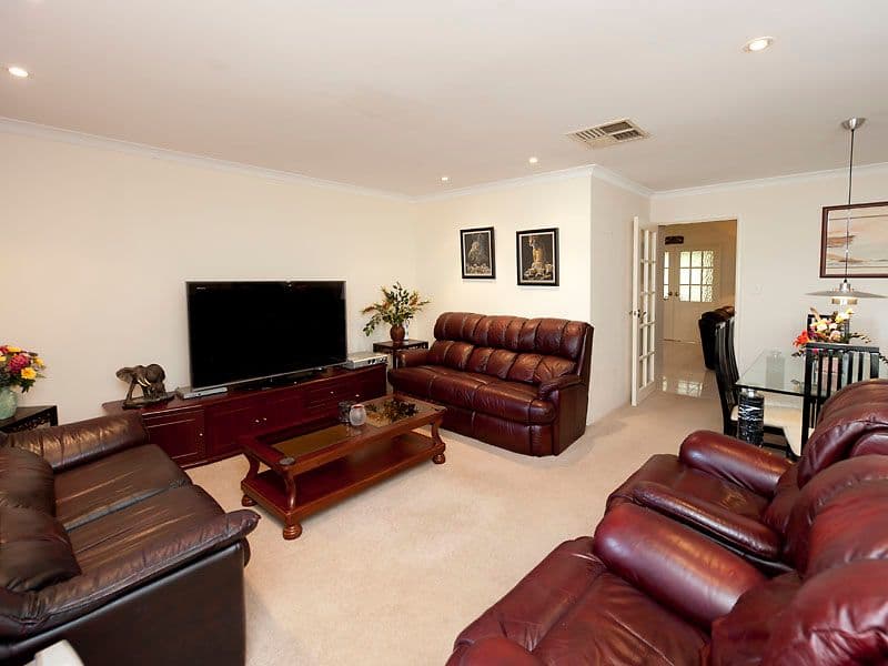 23 Ashridge Turn, CANNING VALE WA 6155, Canning Vale - Thumbnail 2