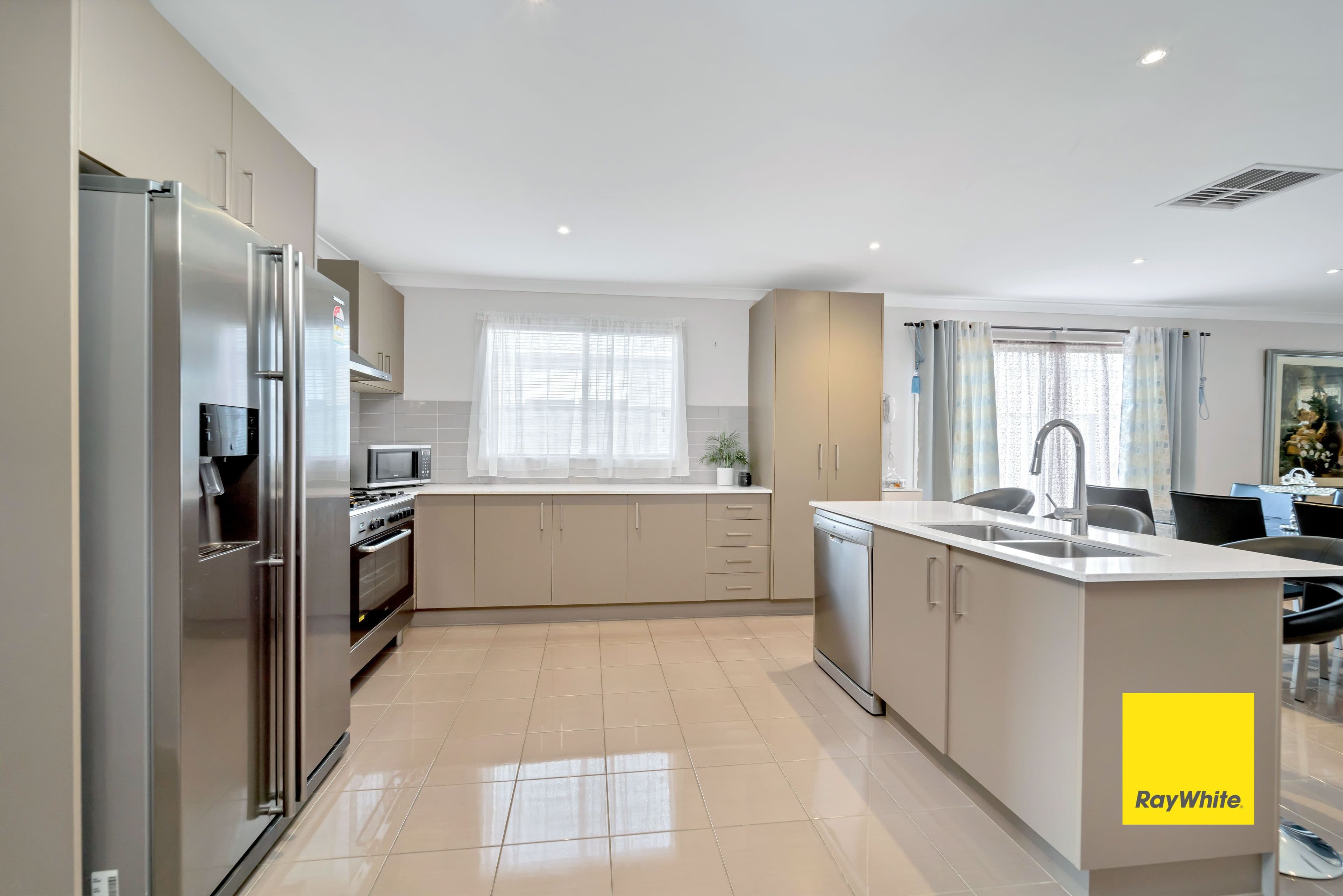 60 Hummingbird Boulevard, Tarneit VIC 3029, Tarneit - Thumbnail 5