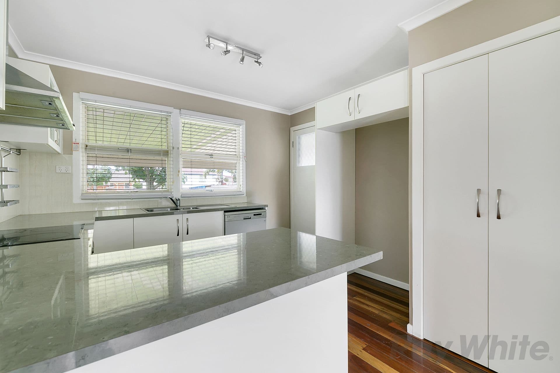 8 Glenview Street, Acacia Ridge QLD 4110, Acacia Ridge - Thumbnail 3