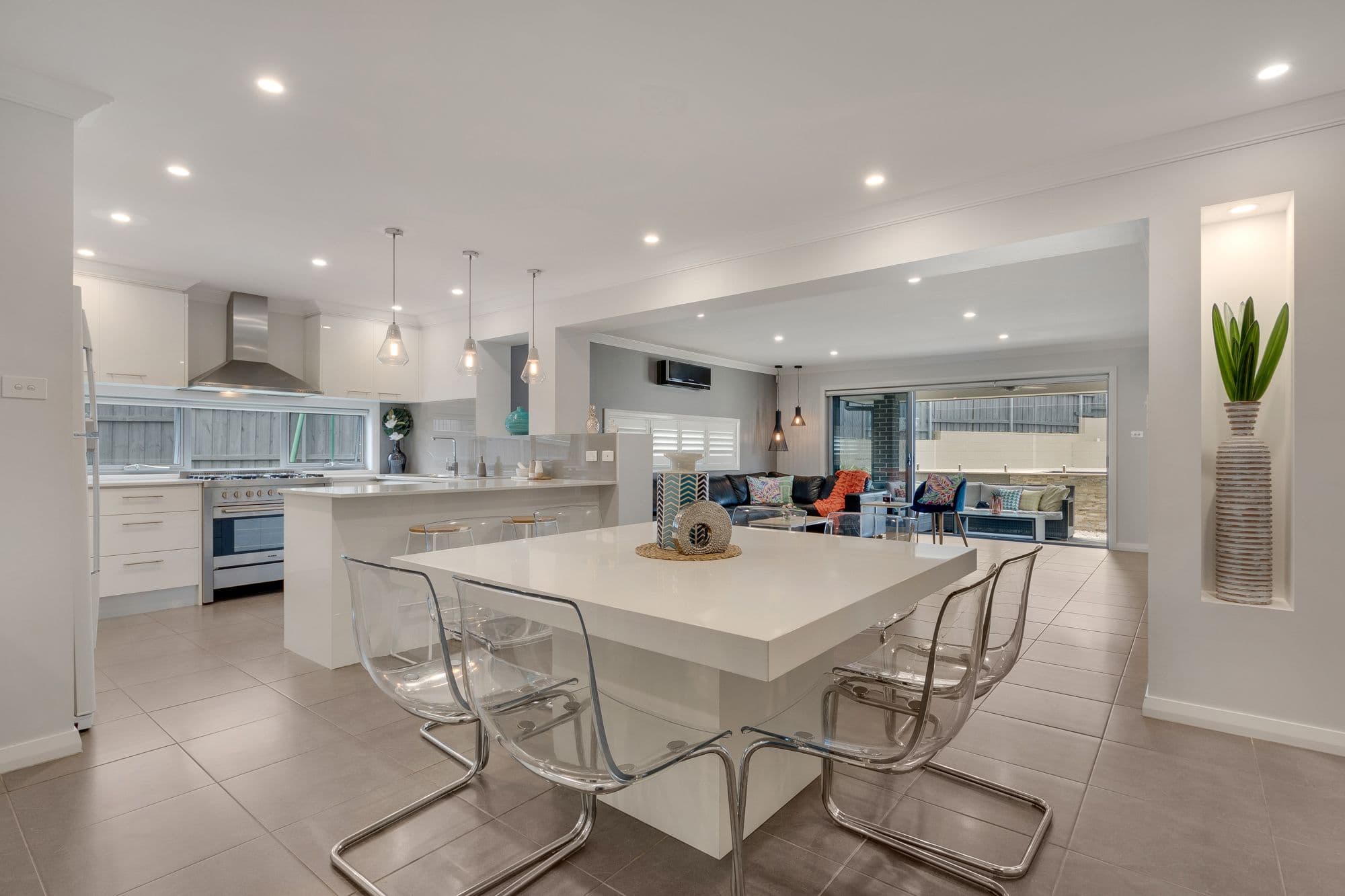 Minto NSW 2566, Minto - Image 1