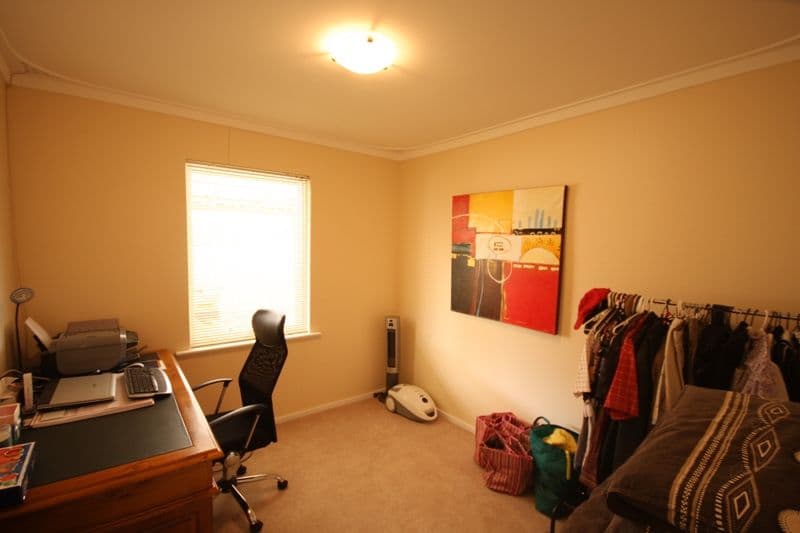6 Ypres Road, CAMILLO WA 6111, Camillo - Thumbnail 6