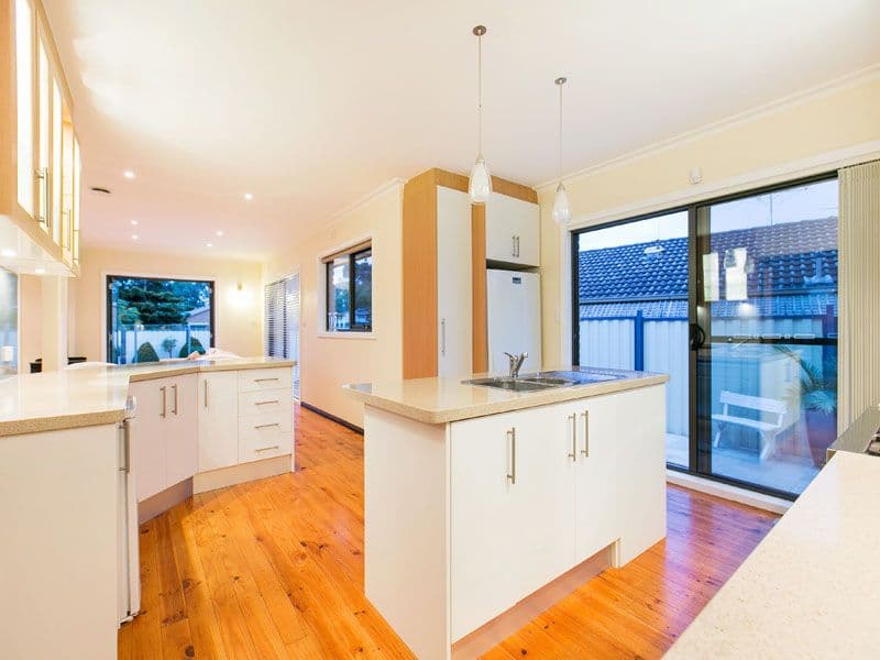 37 Tiffany Avenue, CHELTENHAM VIC 3192, Cheltenham - Thumbnail 6