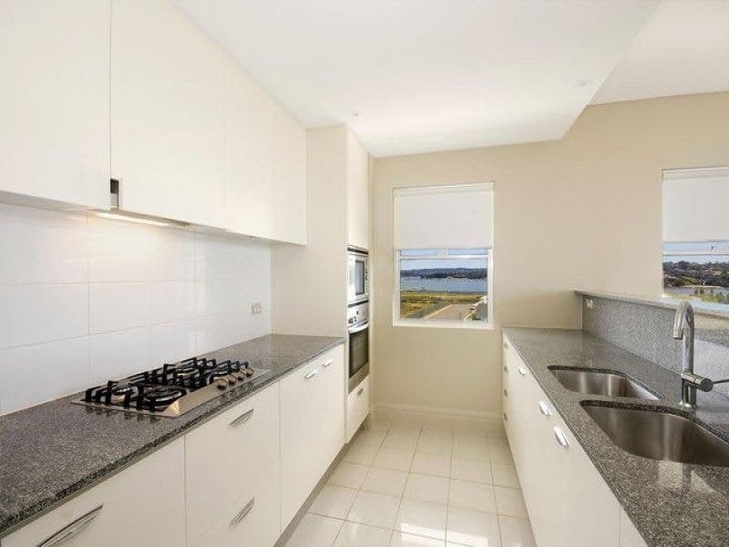 77 Peninsular Drive, Breakfast Point - Thumbnail 2