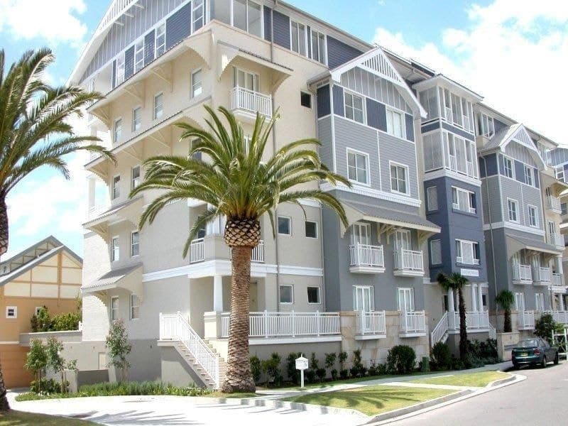 77 Peninsular Drive, Breakfast Point - Thumbnail 4