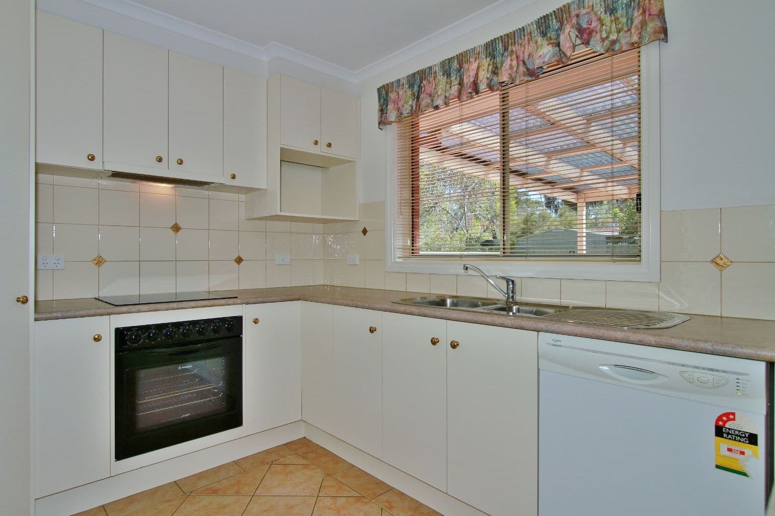 30 Scullys Lane, Heathcote VIC 3523, Heathcote - Thumbnail 2