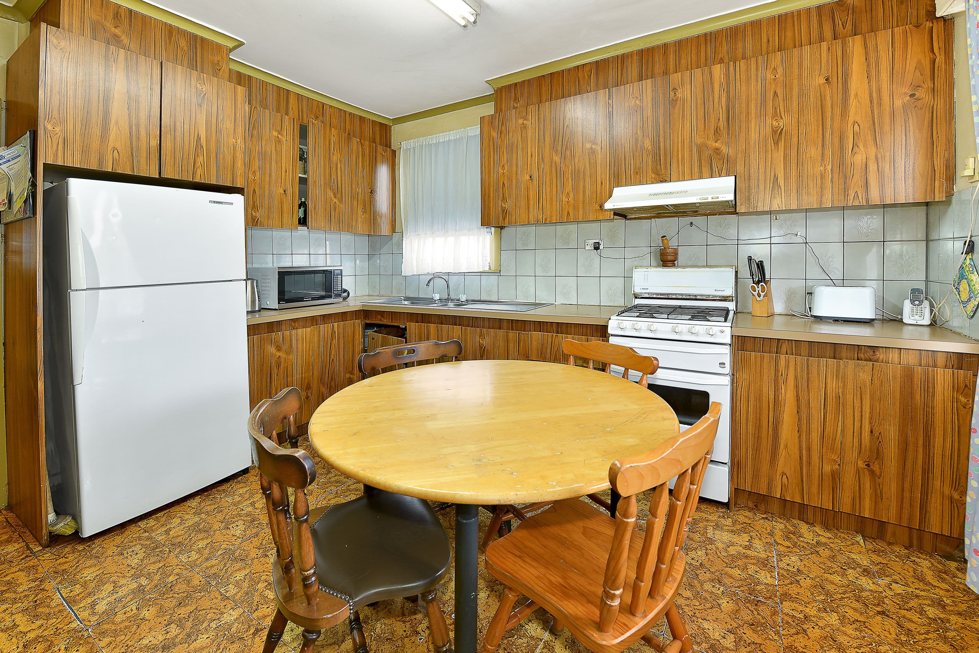 96 Whitelaw Street, Reservoir VIC 3073, Reservoir - Thumbnail 4