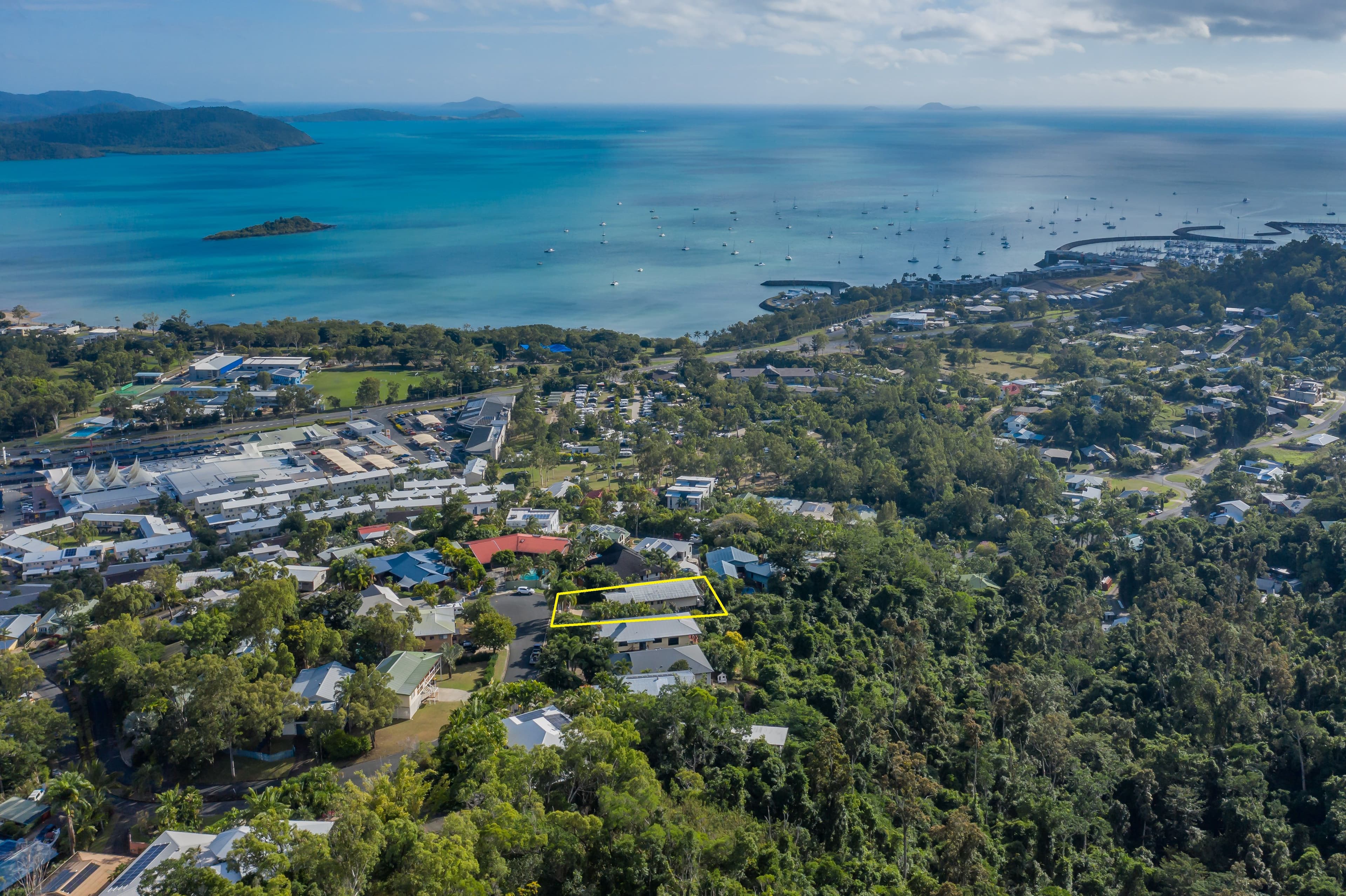 28 Macona Crescent, Cannonvale QLD 4802, Cannonvale - Thumbnail 2