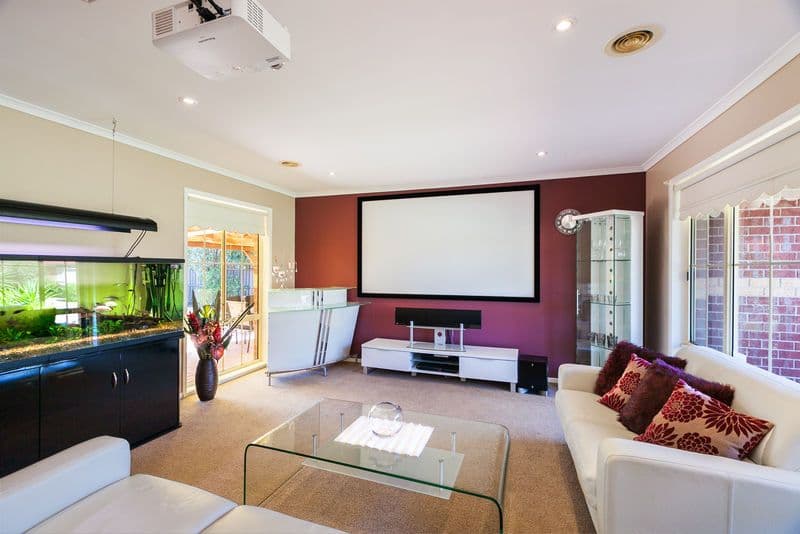 12 Bonney Place, ROXBURGH PARK VIC 3064, Roxburgh Park - Thumbnail 4