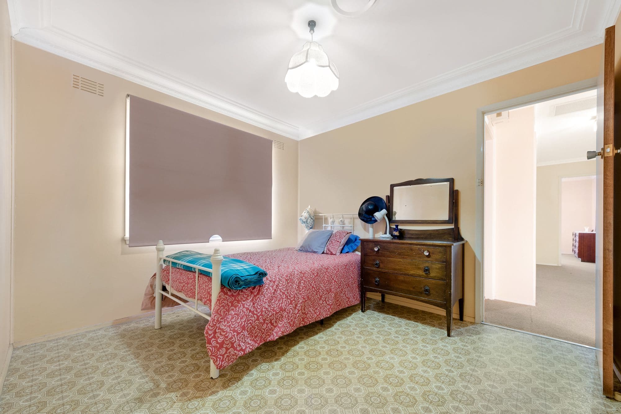 8 Sackville Street, Ingleburn - Thumbnail 6