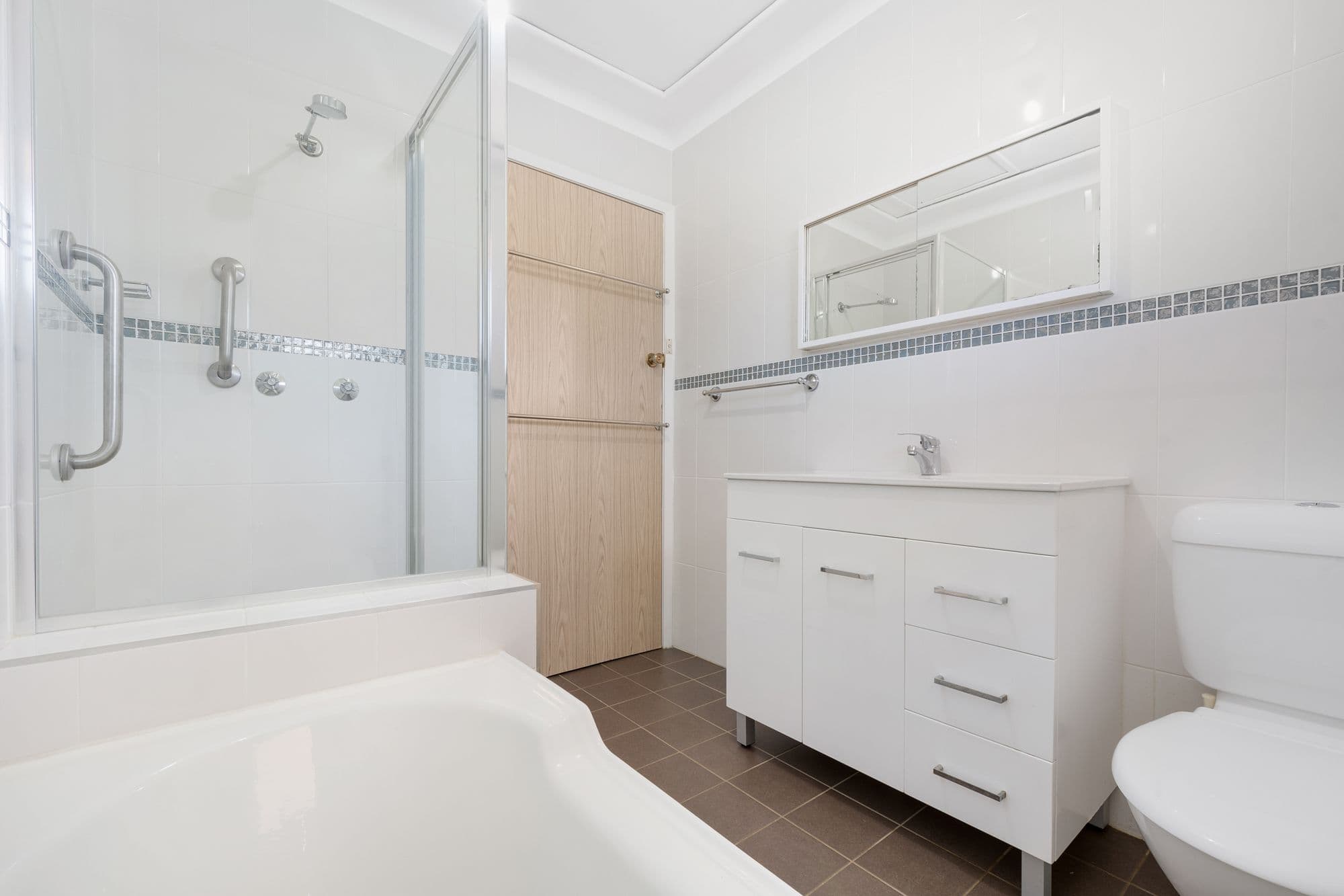 8 Sackville Street, Ingleburn - Thumbnail 7