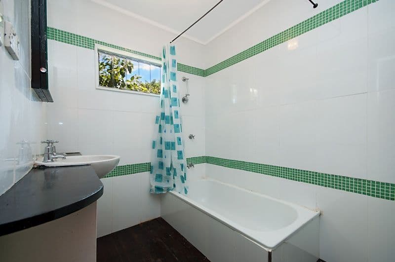 35 Poinciana Street, CRANBROOK QLD 4814, Cranbrook - Thumbnail 5