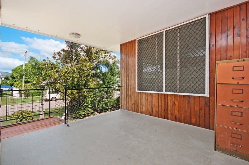 35 Poinciana Street, CRANBROOK QLD 4814, Cranbrook - Thumbnail 6