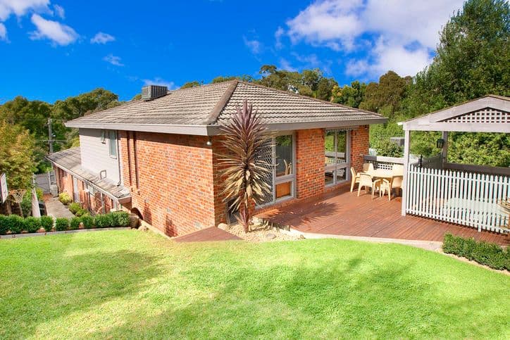 43  Dellfield Drive, TEMPLESTOWE LOWER VIC 3107, Templestowe Lower - Thumbnail 2