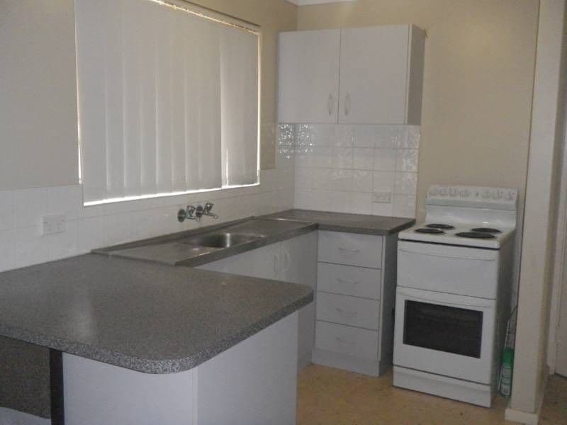 129 Seventh Road, ARMADALE WA 6112, Armadale - Thumbnail 2