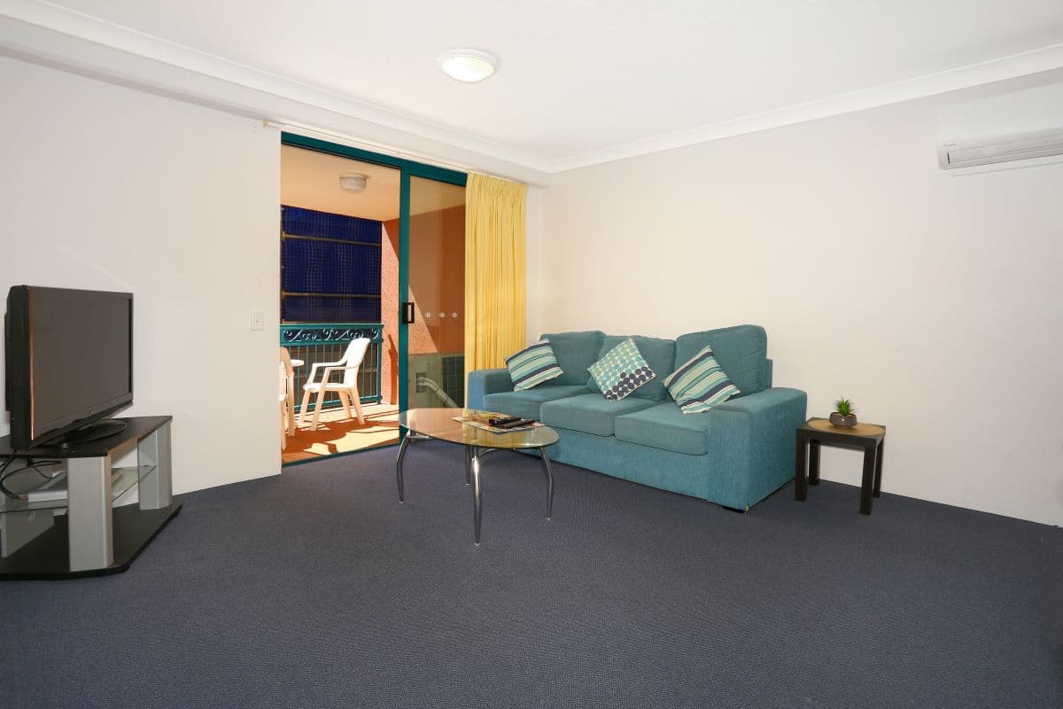11-17 Philip Avenue, Broadbeach QLD 4218, Broadbeach - Thumbnail 2