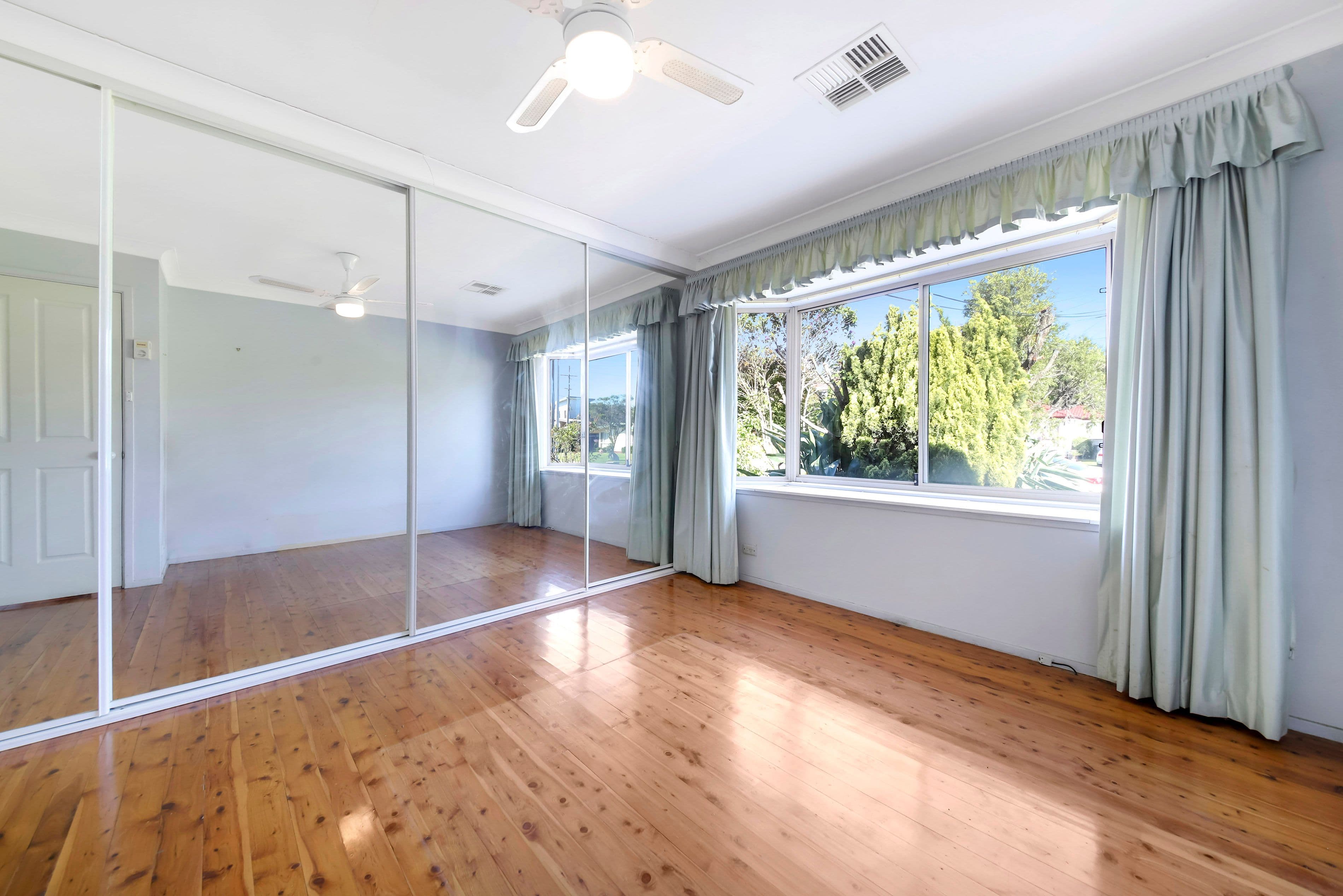 42 Whittle Avenue, Milperra NSW 2214, Milperra - Thumbnail 7
