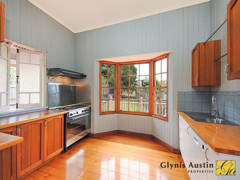 11 Abraham Street, RED HILL QLD 4059, Red Hill - Thumbnail 4