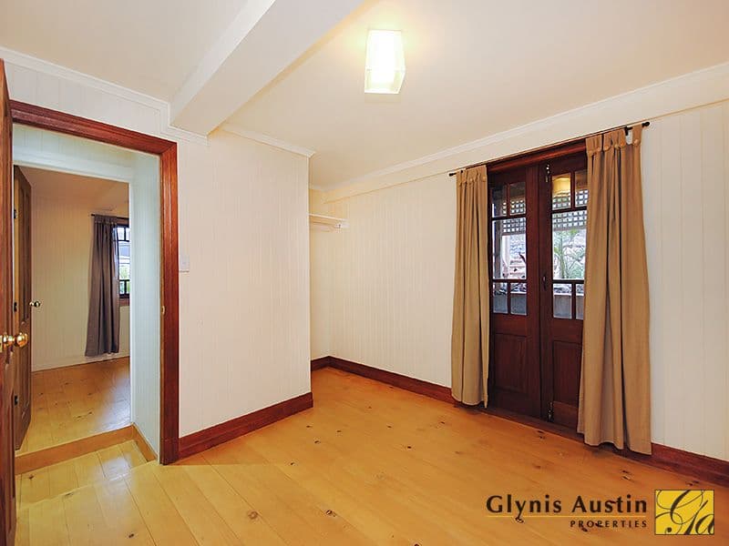 11 Abraham Street, RED HILL QLD 4059, Red Hill - Thumbnail 6